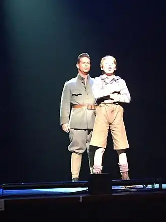 Rogier als Ciske, in 2016 bij de musical Ciske de Rat.