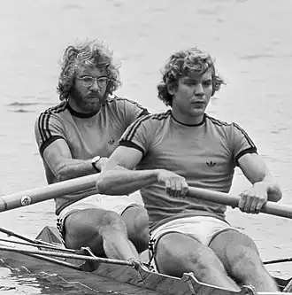 Ronald (boeg) en Jeroen (slag) Vervoort in 1977