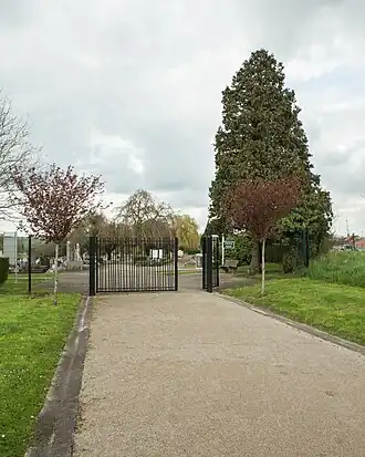 Toegang tot de begraafplaats