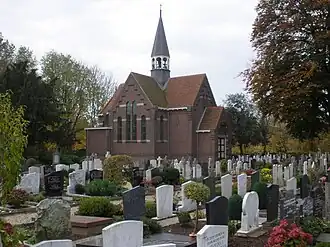 De begraafplaats met kapel