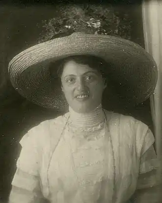 Rosa Bloch-Bollag, ca. 1915.
