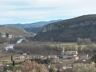 Rosières met de Gorges de La Baume