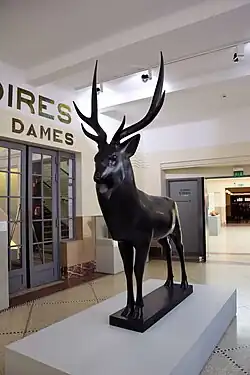 Exemplaar van het werk in La Piscine, musée d'art et d'industrie, in Roubaix.