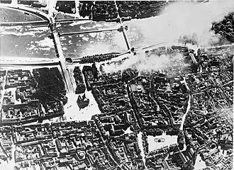 Wilhelminabrug (links) en Sint Servaasbrug, 1939/40