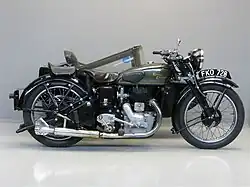 Model H-zijspancombinatie van 570 cc uit 1939