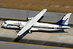 Een Thaise ATR-72-212A op de startbaan in Phuket; jan 2012.
