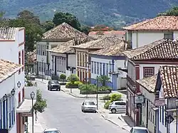 De hoofdstraat Rua Direita in Santa Luzia