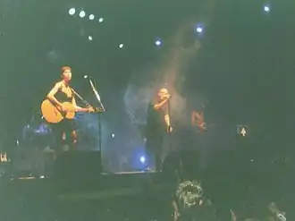 Enrico Ruggeri, Andrea Mirò en Luigi Schiavone treden samen op (17 aug 2003)