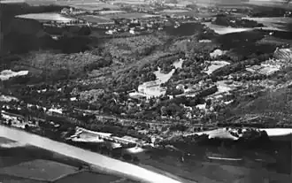 Luchtfoto uit de jaren twintig van de 20e eeuw met Villa Hügel; de Baldeneysee bestaat dan nog niet.