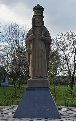 Beeld van Evermarus in Rutten