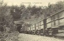 Kolentrein bij de tunnel van Séry