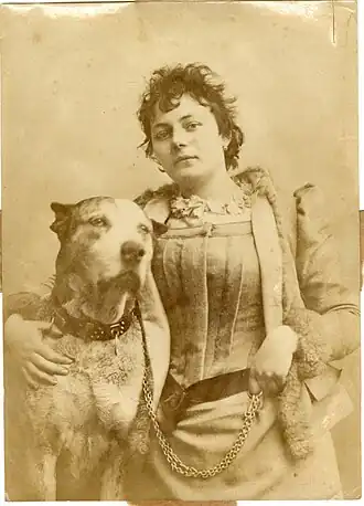 een jonge Louise De Hem