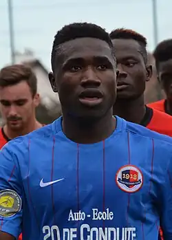 Louis spelend voor SM Caen B in 2015