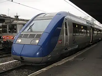 Treinstel Z 21519/20 op station Orléans.