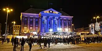 Glazen huis op de Grote Markt in Groningen