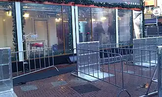 Glazen huis voorafgaand aan de start