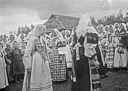 Dansende vrouwen in Setodracht, ca. 1912