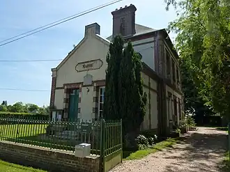Gemeentehuis (in Saint-Georges-du-Mesnil)