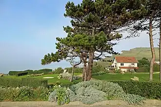 Openbaar park boven op de kliffen in Saint-Martin-Plage