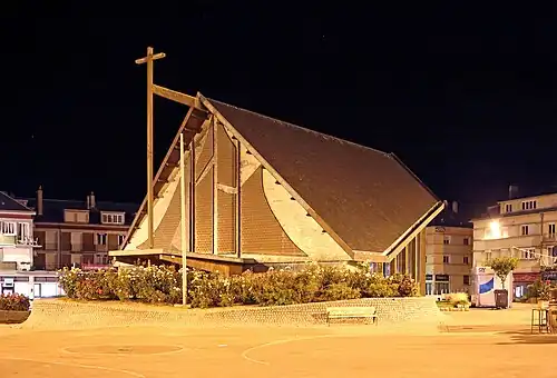 Kapel Notre-Dame-de-Bon-Port bij nacht