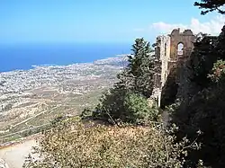 Zicht op Kyrenia vanuit het kasteel