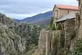 Abbaye Saint-Martin du Canigou vanuit het oosten gezien