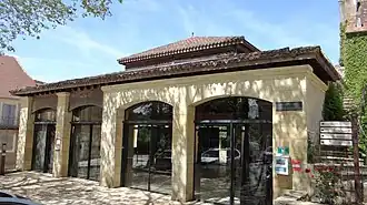 Markthal in Sainte-Alvère