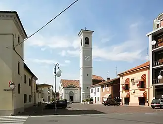 Piazza Maggiore, Salerano sul Lambro