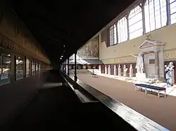 Kaatsbaan van Versailles, vanuit de galerij zicht op de dedans