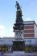 Monument Turm der Arbeit, (Jürgen Weber; voltooid in 1995) in SZ-Lebenstedt