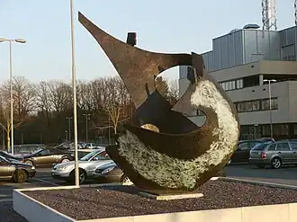 "Samen", sculptuur bij het ziekenhuis te Apeldoorn 2009