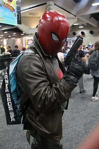 Fan als Red Hood tijdens San Diego Comic-Con 2014
