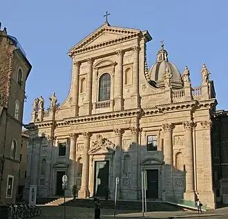 Façade van de San Giovanni dei Fiorentini