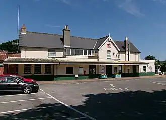 Stationsgebouw, 2024