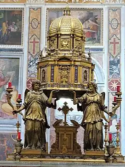 Altaartabernakel in de Kapel van Sixtus V.