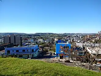 Uitzicht op Santana do Livramento gezien vanaf een heuvel op de grens met Uruguay