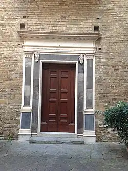 Ingangspartij uit de 16e eeuw