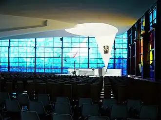 Binnenkant van de nieuwe kerk