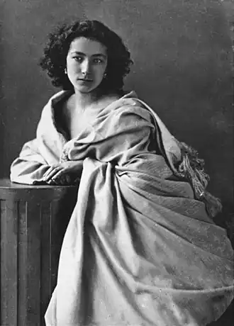 Sarah Bernhardt (ca.1864), foto door Nadar