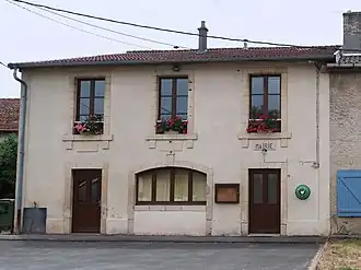 Het gemeentehuis te Saulmory