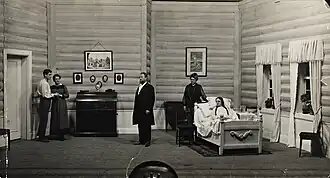 scène uit het toneelstuk (Nationaltheatret, Oslo, 1918)