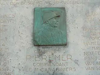 Beeltenis van kolonel Bremer op het monument in Schaarbeek