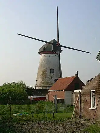 Het hekwerk van de roeden was in 2007 al verwijderd.
