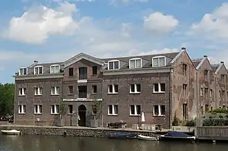 De Nederlanden: pakhuizen