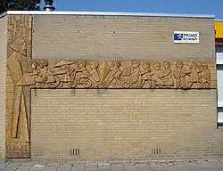 Reliëf Kinderen van één vader, Schiedam (1980)