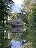 Het gemaal, gezien vanuit de Kromme Vaart in het bos (september 2024)