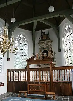 Het koor van de kerk