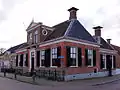 Schoolmeesterswoning Voorm. schoolmeesterswoning annex kosterij[1][4]