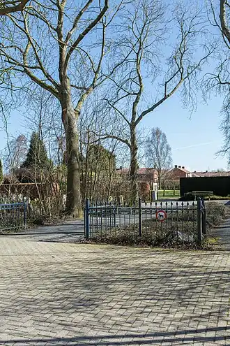 Toegang tot de begraafplaats