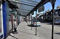 Gietijzerren overkapping op Atholl Road